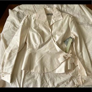 Kate Hill Petite Essentials Silk Blouse NWT (4P)